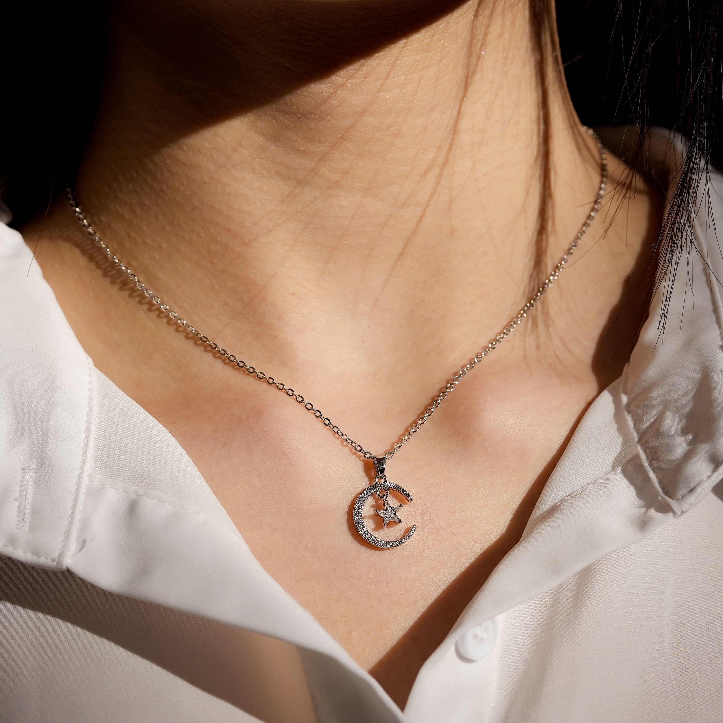 Lune Étoile Necklace