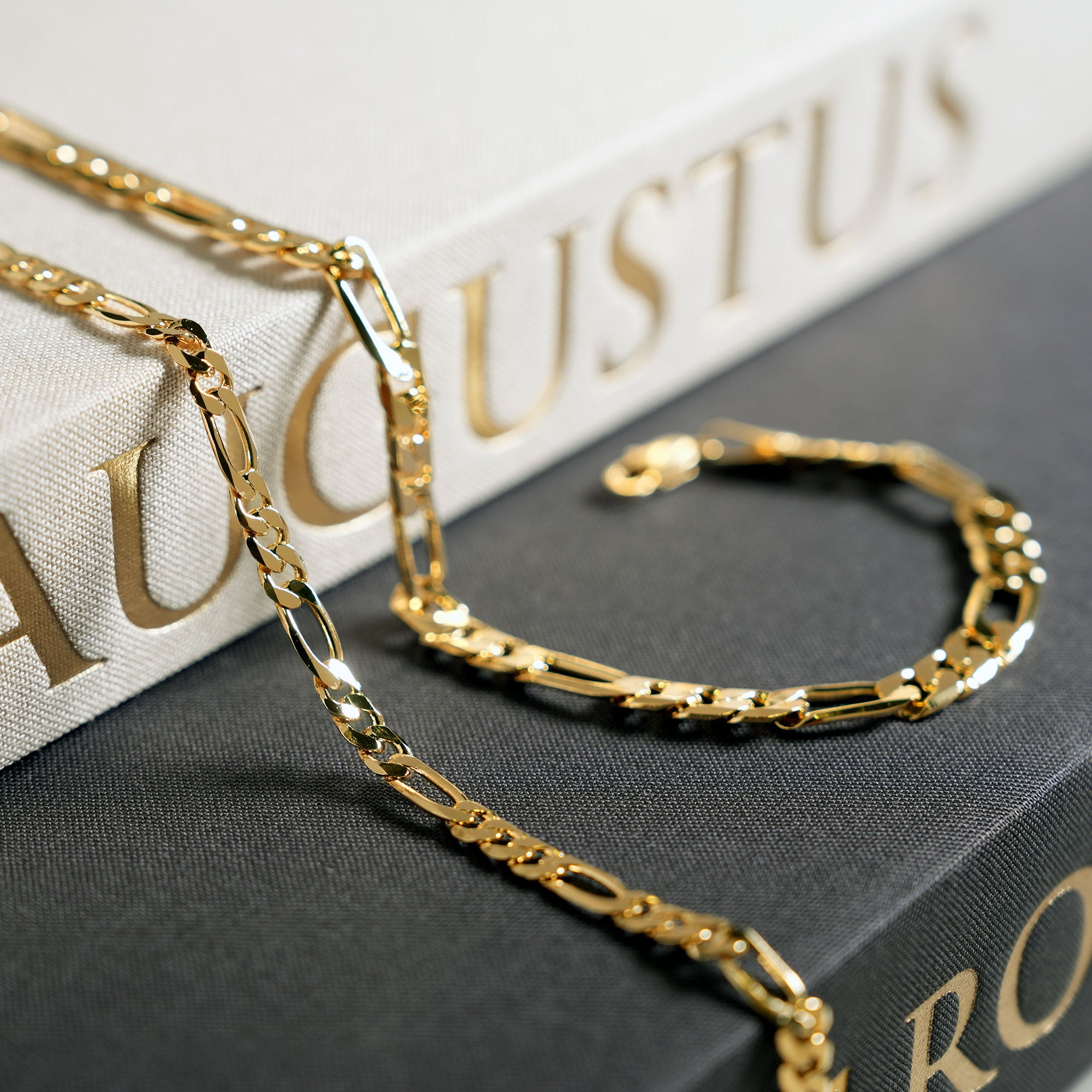 Figaro Noir Chain Necklace