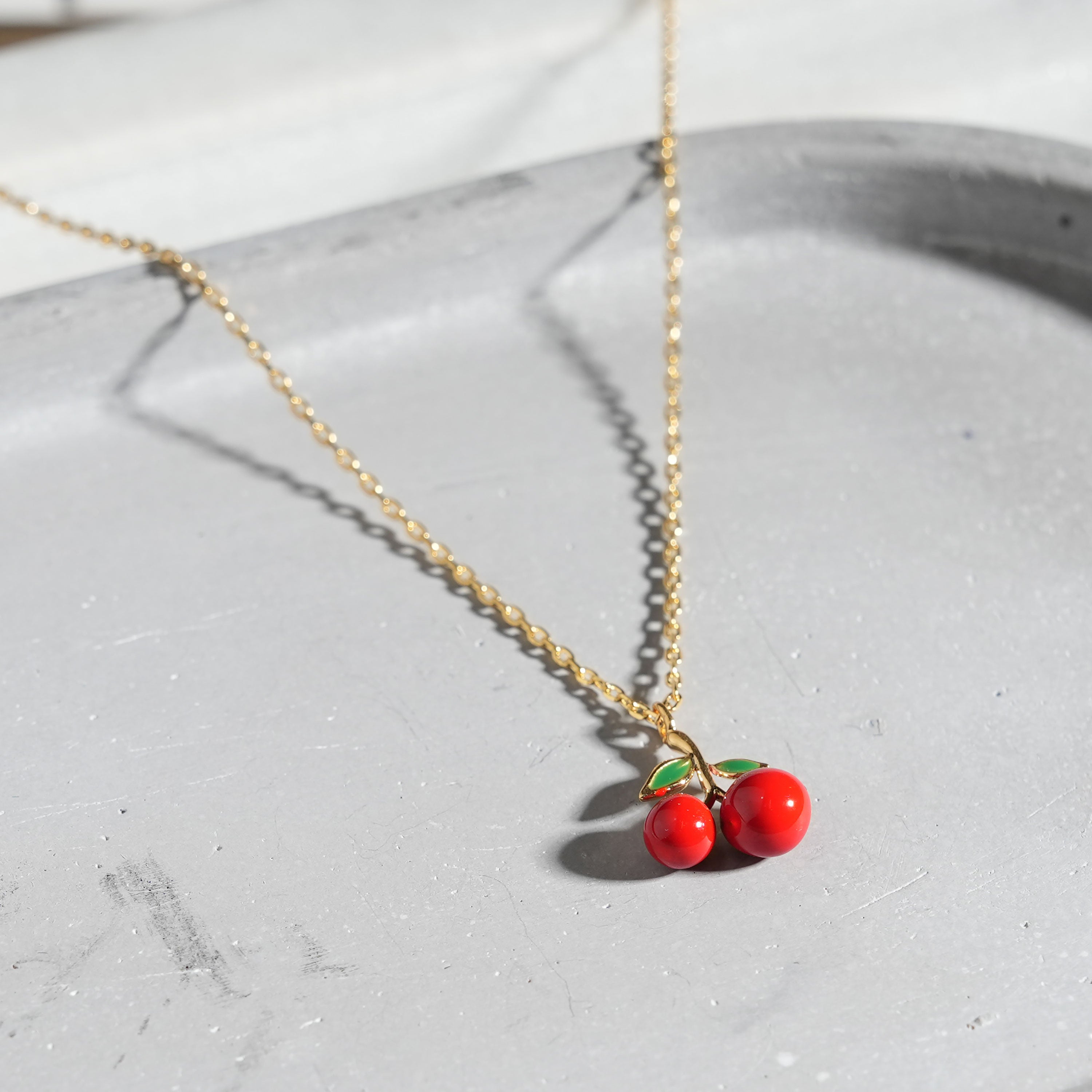 Cherry-ish - Necklace with Stories